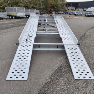 Remorque porte-voiture DEBON ROADSTER PLATFORM- PTAC 1300 Kg – 260 x 180 cm